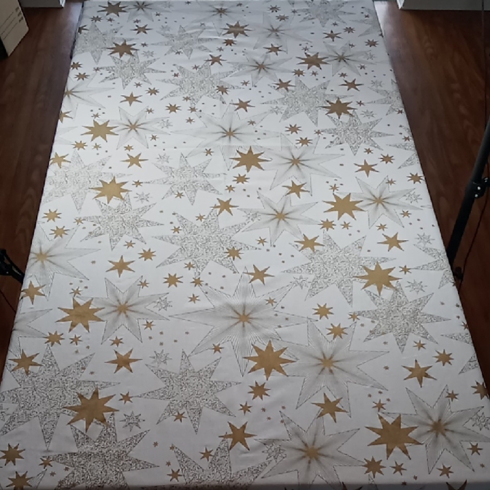 Vintage Fashion Industries Starry Tablecloth - Gold and White  Made In Brazil